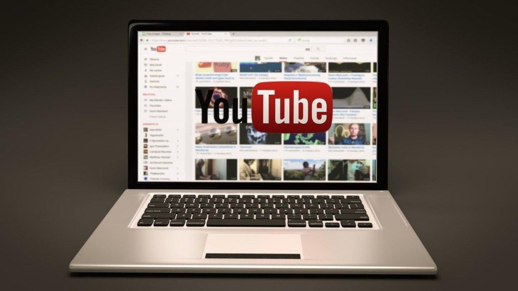sell courses using YouTube